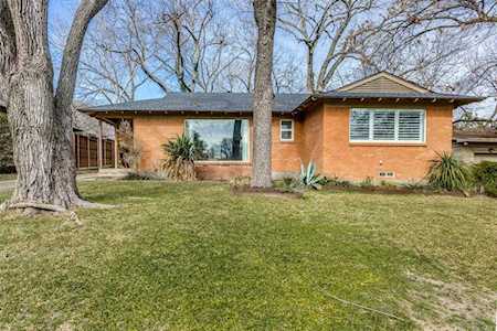 854 Lake Terrace Drive Dallas, TX 75218