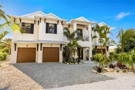 215 Gladiolus St Anna Maria, FL 34216