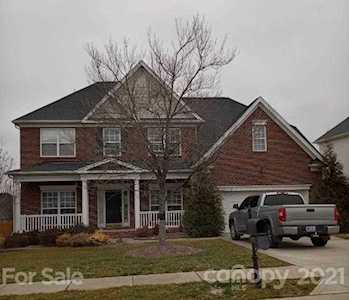 8025 Leonine Ct Charlotte, NC 28269
