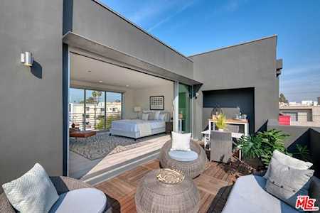 3728 1/2 Cardiff Avenue Los Angeles, CA 90034