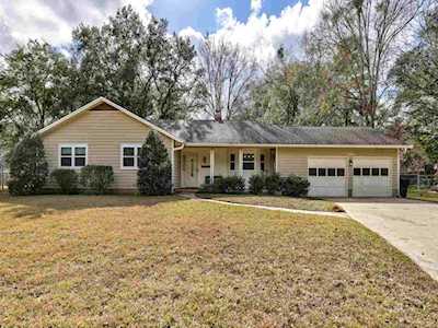 2804 Heathe Ct Tallahassee, FL 32309