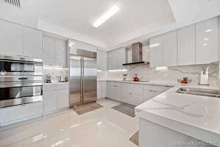 3201 NE 183rd St #2604 Aventura, FL 33160