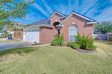 22918 Bank Shade Ct Tomball, TX 77375