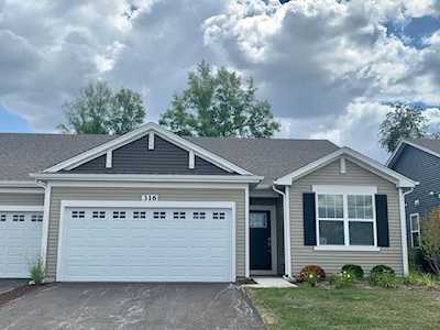 329 Sussex Ln North Aurora, IL 60542