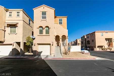 10624 Yarrow Root Ct Las Vegas, NV 89129
