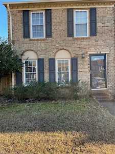 4805 Wood Edge Rd Virginia Beach, VA 23462