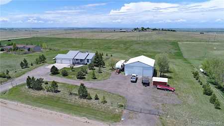 43145 Saddle Horn Dr Elizabeth, CO 80107