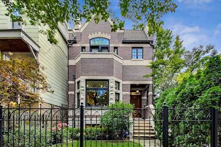 3422 N Hoyne Ave Chicago, IL 60618