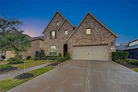 910 Windy Garden Way Richmond, TX 77406