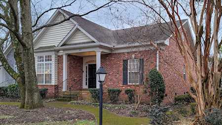 5610 Oakes Dr Brentwood, TN 37027