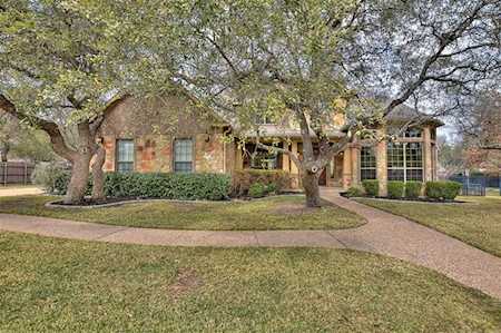 303 Lovie LN Georgetown, TX 78628
