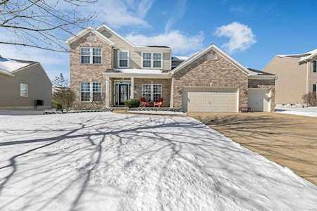 717 Brook Manor Ct Lake St Louis, MO 63367