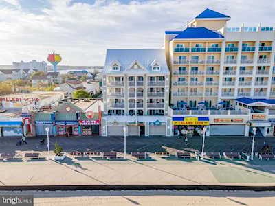 205 Atlantic Ave #202 Ocean City, MD 21842