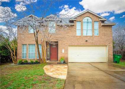 300 Country Aire DR Round Rock, TX 78664