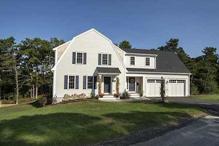 6 Crimson Way Bridgewater, MA 02324