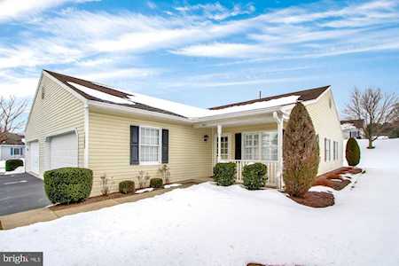 3061 Lakefield Rd York, PA 17402