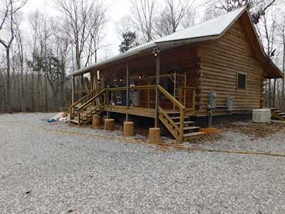 6095 Old Highway 13 Hurricane Mills, TN 37078