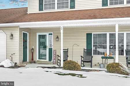 54 Hillcrest Dr Biglerville, PA 17307
