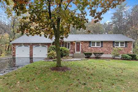 1181 Livingston St Tewksbury, MA 01876