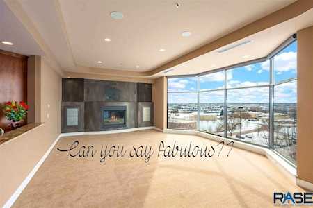 2908 37Th St Sioux Falls, SD 57105