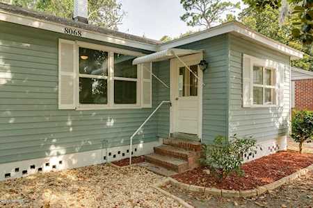 8068 Paul Jones Dr Jacksonville, FL 32208