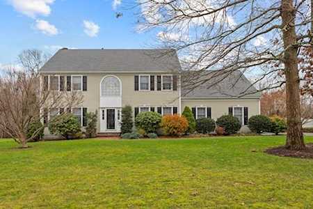 63 Old North Tr Mansfield, MA 02048