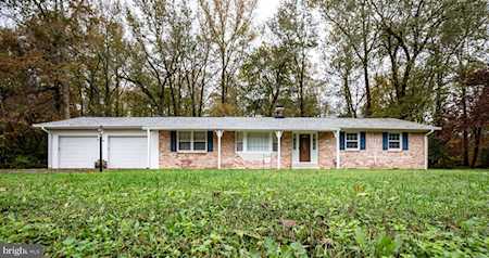 6405 Warren C Eller Dr La Plata, MD 20646