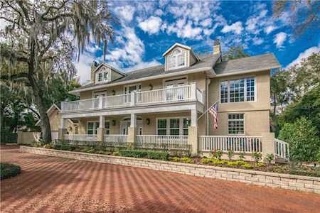 2900 W Hawthorne Rd Tampa, FL 33611