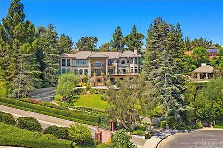 11051 Gold Star Lane Santa Ana, CA 92705