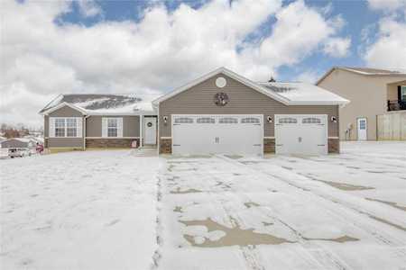 1012 Camden Yard Dr Warrenton, MO 63383