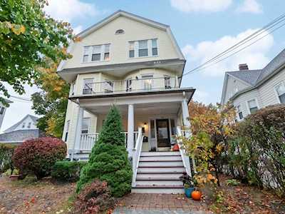 10 Marlboro St #2 Belmont, MA 02478