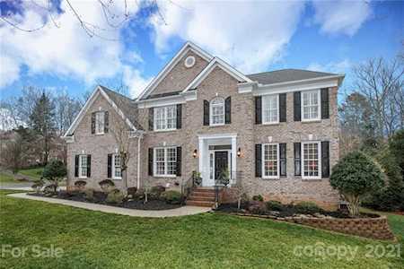 1707 Reverdy Oaks Dr Matthews, NC 28105