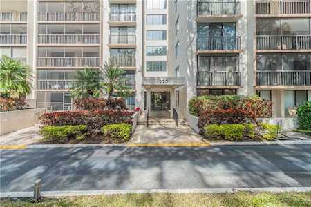 220 Belleview Blvd #403 Belleair, FL 33756