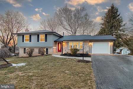17546 Wheat Fall Dr Derwood, MD 20855
