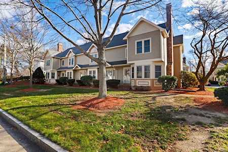 116 County St #1B Attleboro, MA 02703