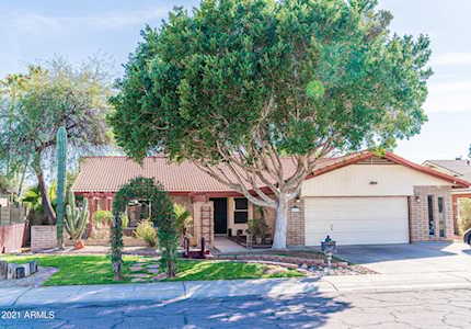 4913 W Seldon Lane Glendale, AZ 85302