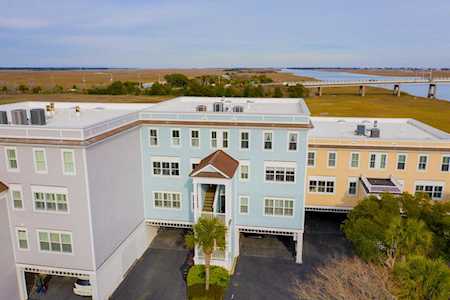 1669 Marsh Harbor Ln Mount Pleasant, SC 29464