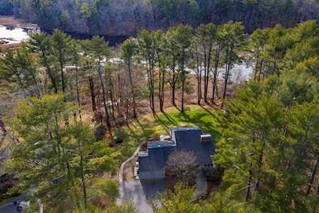 68 Brigantine Circle Norwell, MA 02061