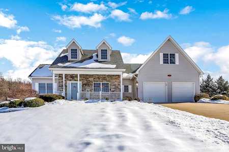 7058 Bally Bunion Ct Fayetteville, PA 17222