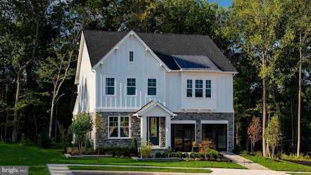 3223 Cavalier Wood Rd Ellicott City, MD 21042