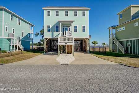 1068 S Seabreeze Road Wilmington, NC 28409