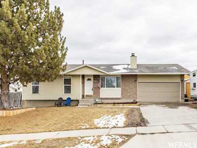 3721 S Ginny Dr West Valley City, UT 84128