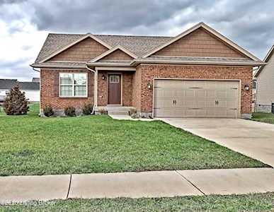 220 Meadowcrest Dr Mt Washington, KY 40047