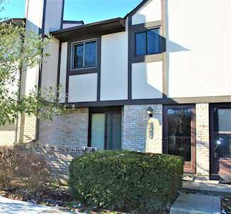 5297 Wood Run Boulevard Columbus, OH 43220
