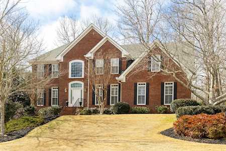 365 Fairleaf Ct Alpharetta, GA 30022