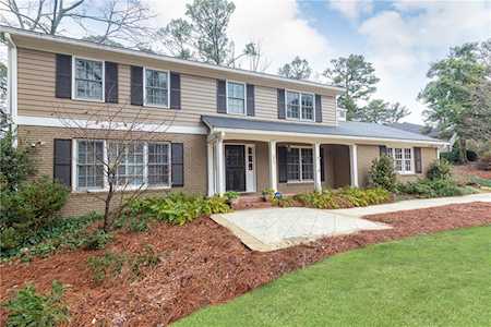 255 Lake Forrest Ln NE Atlanta, GA 30342