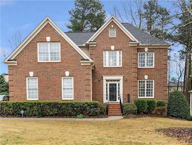 1610 Reindeer Ridge Alpharetta, GA 30005