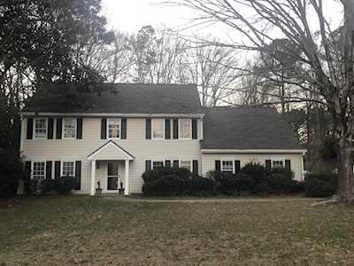 4541 Karls Gate Dr Marietta, GA 30068