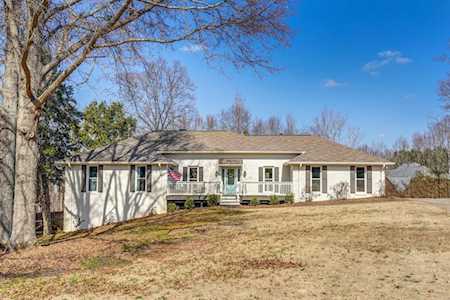 185 Saddle Lake Dr Roswell, GA 30076