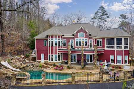 3339 Nottingham Forest Dr Gainesville, GA 30506